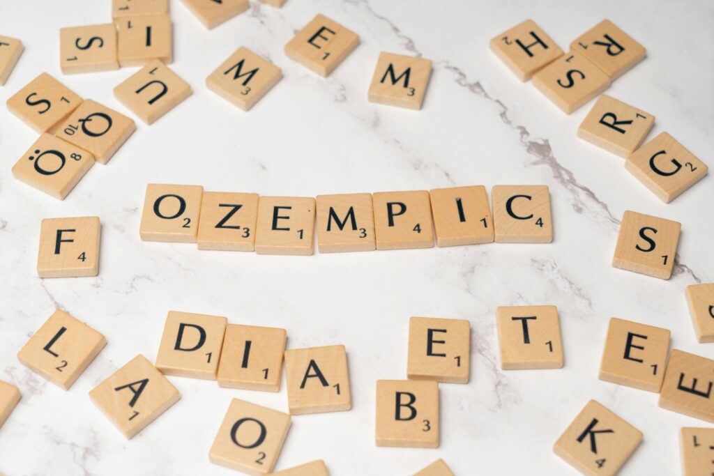 Ozempic: tra diabete e obesità benefici rischi e usi controversi 1 ozempic: parola-con-lettere-scarabeo